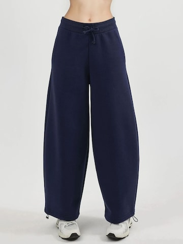 Busem Barrel Hose in Blau: Vorderseite