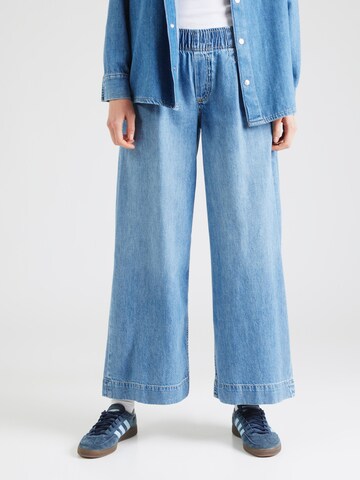 GAP - Pierna ancha Pantalón vaquero plisado en azul: frente