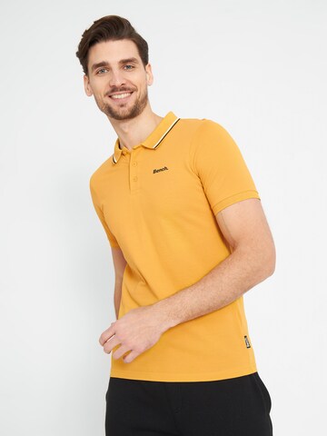 BENCH Polo Shirt 'Gruff' in Gelb: predná strana