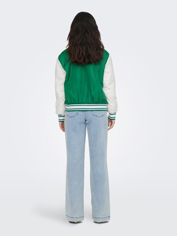 Veste mi-saison 'COLEEN' ONLY en vert