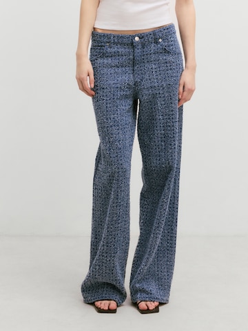 EDITED Wide Leg Jeans 'Liv' in Blau: predná strana