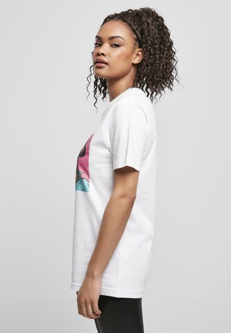 Merchcode T-Shirt 'Only Female' in Weiß