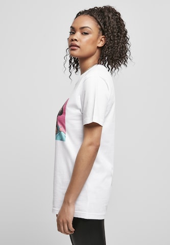 Merchcode Shirt 'Only Female' in White