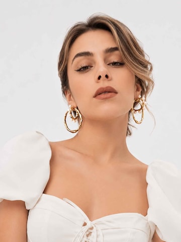 RteRmeNaušnice 'Two-Way Pearl Gold Hoop Earrings' - zlatna boja: prednji dio