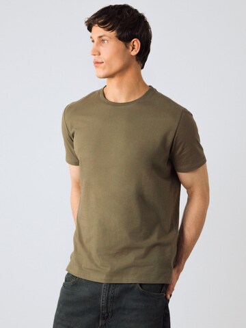 Honest Basics Shirt 'T-shirt Men' in Groen