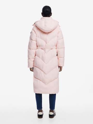 Desigual - Abrigo de invierno en rosa