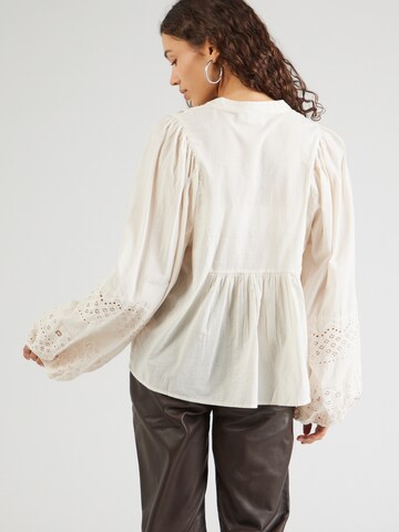 VILA Blus i beige