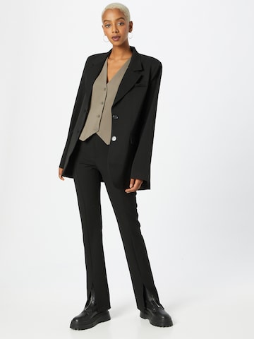 Gina Tricot - Blazer en negro