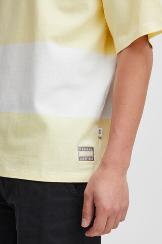 Maglietta di Casual Friday in giallo