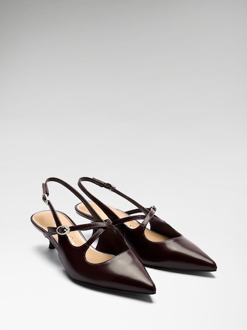 GUESS Slingback Pumps in Red