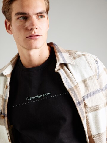 Maglietta di Calvin Klein Jeans in nero