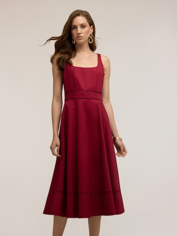 MOTIVI Dress in Red