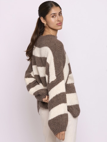 Lilavie Strickpullover ' Alesaa ' in Beige