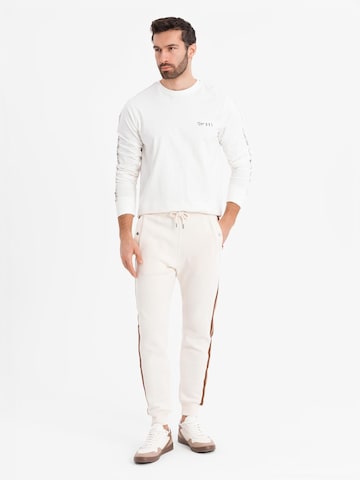 Ombre Shirt in Weiß