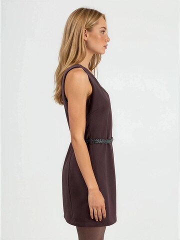 Hiccup - Vestido em castanho