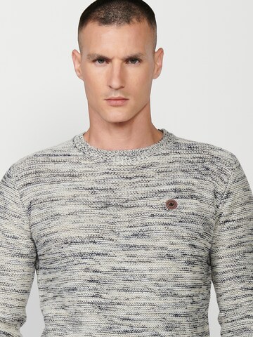 Pull-over KOROSHI en blanc