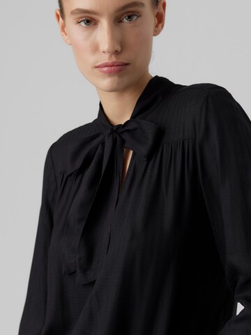 VERO MODA Blouse 'NIDDI' in Black