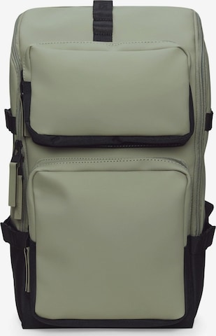 RAINS Rucksack in Grün: Vorderseite