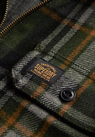 Veste mi-saison Superdry en mélange de couleurs