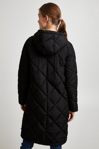 Oxmo Between-Seasons Coat 'Stanca' in Black