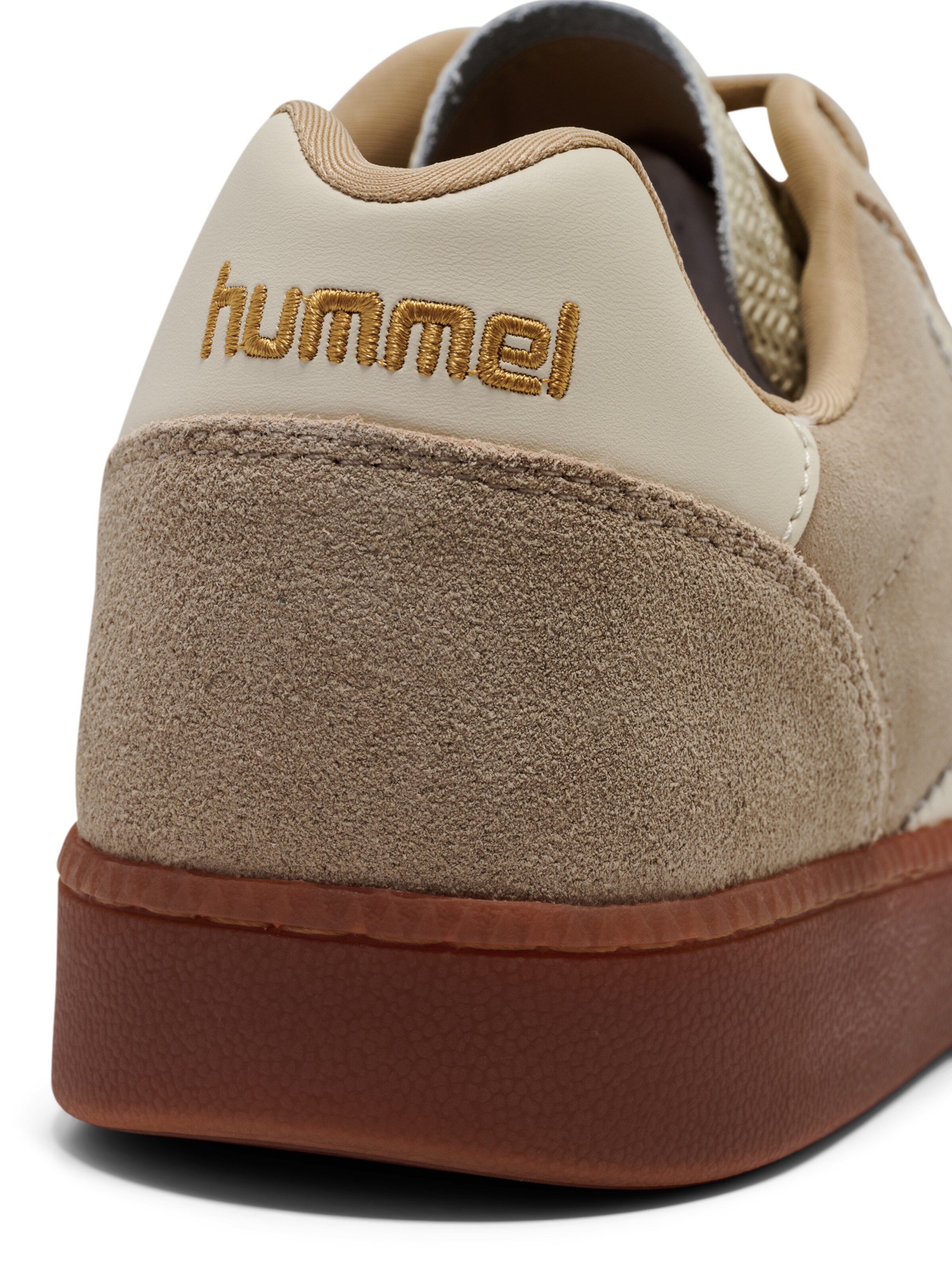 Hummel Sneakers in Brown