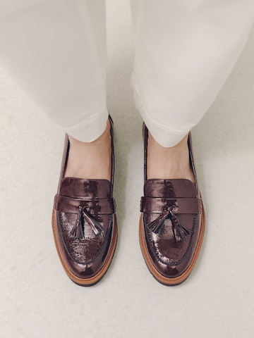 Next Mocassins in Bruin