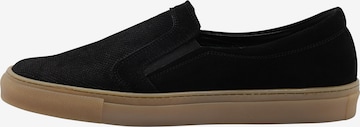 MO Slip-Ons in Black: front