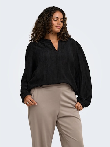Camicia da donna 'CARMINNA' di ONLY Carmakoma in nero: frontale