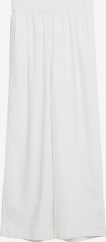 s.Oliver Pants in White: front