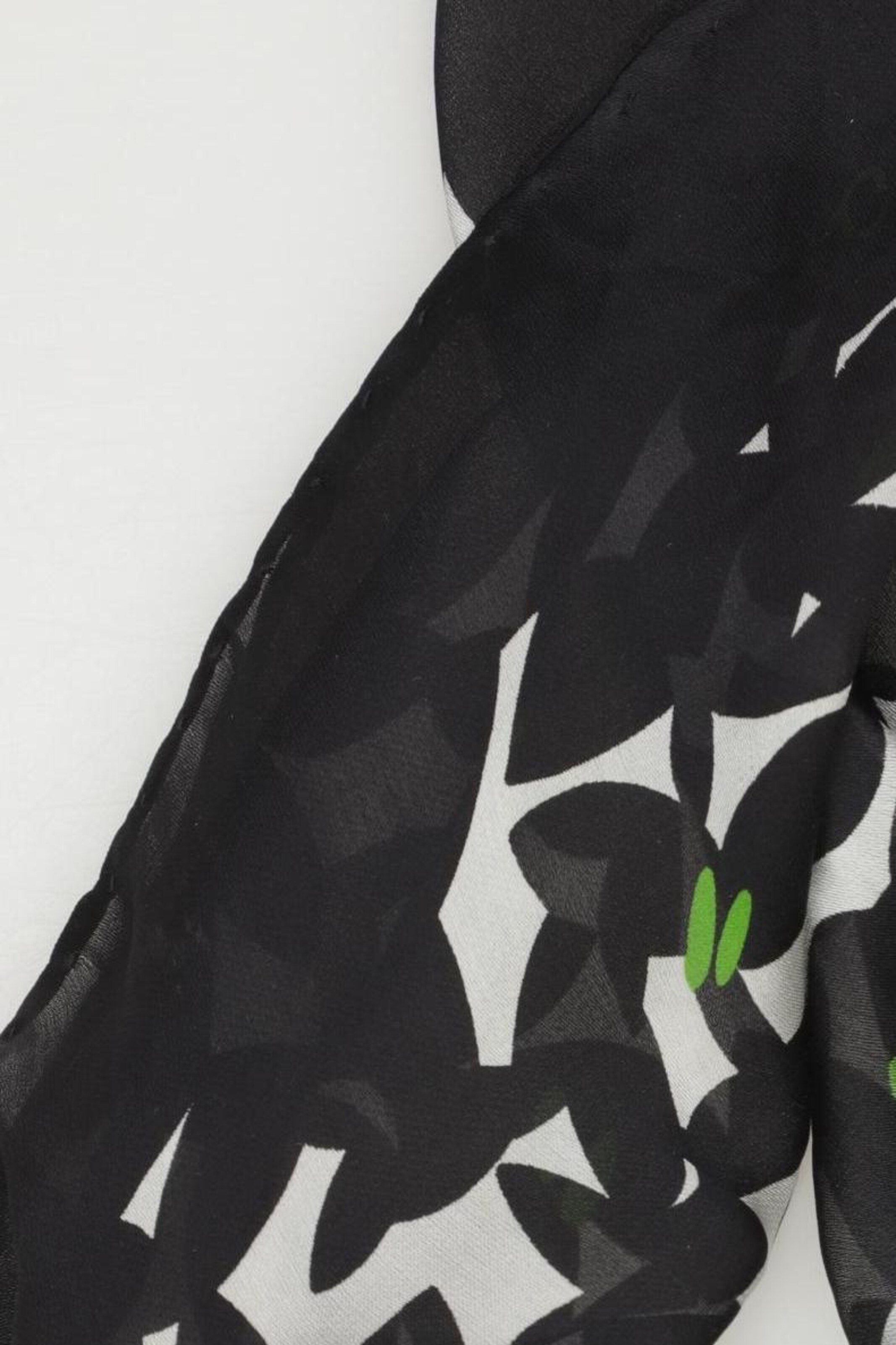 Gucci Scarf & Wrap in One size in Black