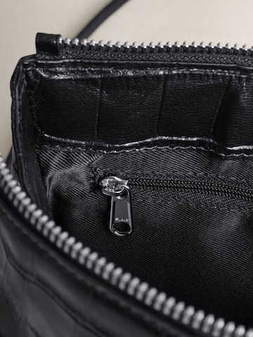Next Válltáska - fekete