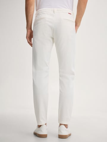 JOOP! Jeans Loosefit Chino in Wit