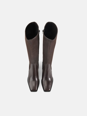VAGABOND SHOEMAKERS Saappaat 'Hedda' värissä ruskea