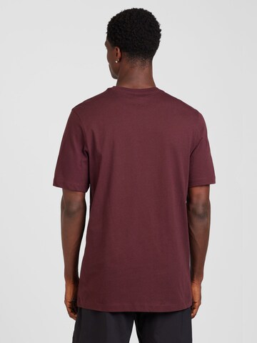 Nike Sportswear T-Shirt 'FUTURA' in Rot