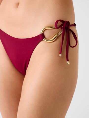 GUESS Bikini Bottoms in Red