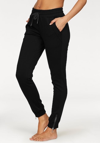 BENCH Wide leg Trousers in Black: front