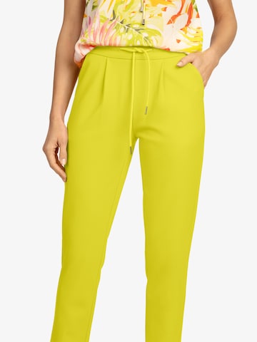 APART Skinny Pleat-Front Pants in Yellow