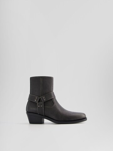 Bershka Kavbojski škornji | črna barva