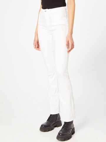 ONLY Flared Jeans 'Paola' i vit: framsida
