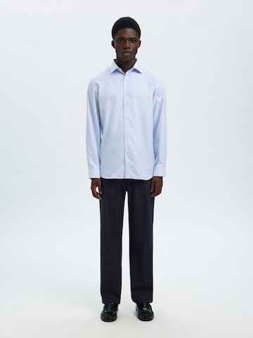 SELECTED Szabványos Nadrág 'SLHLIAM' - kék