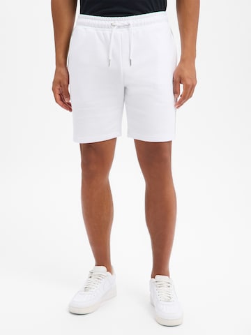 ELLESSE Regular Shorts 'Turi' in Weiß: Vorderseite
