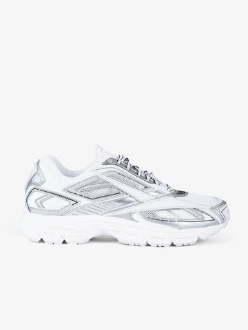 Sneaker bassa di Reebok in argento: frontale