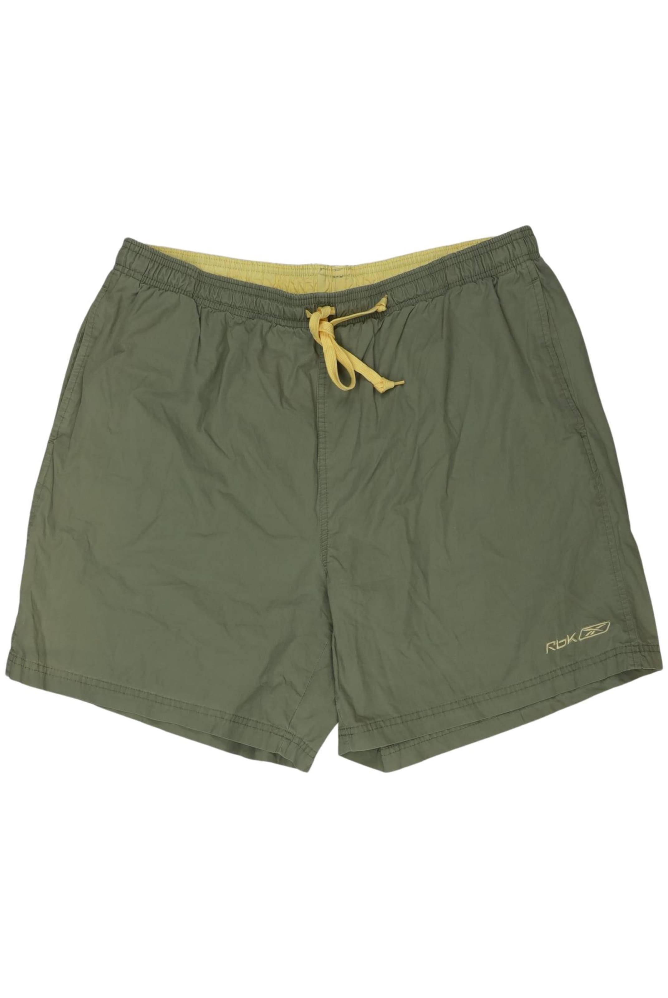 Reebok Shorts 38 in Grün: Vorderseite