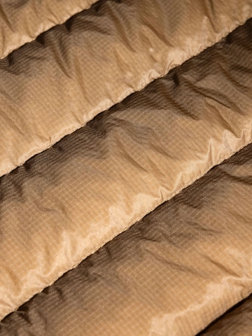 MAMMUT Outdoor Jacket 'Light IN Pull' in Beige