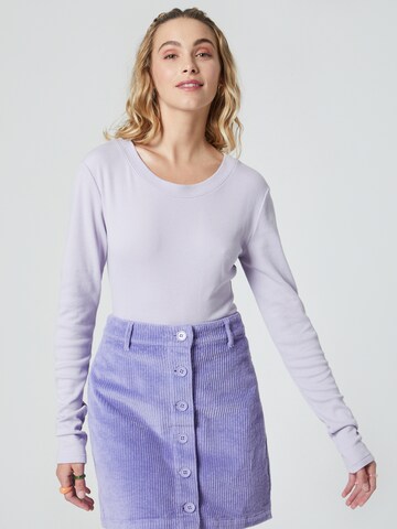 florence by mills exclusive for ABOUT YOU - Camisa 'Birch' em roxo: frente