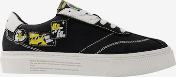 Baskets basses 'Gen4 - Banana' MoEa en noir : devant