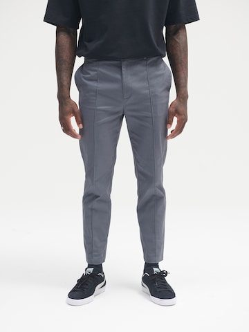 Sinned x ABOUT YOU Slim fit Chino trousers 'Phil' in Grey: front