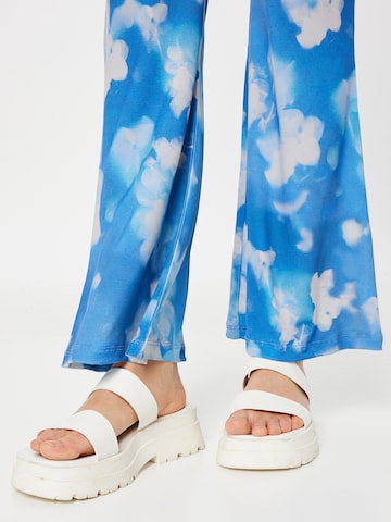 Nasty Gal Flared Broek in Blauw