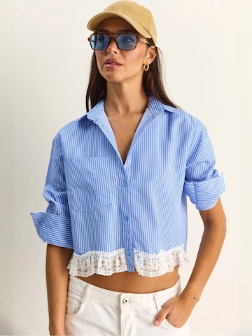 Camicia da donna di Bianco Lucci in blu