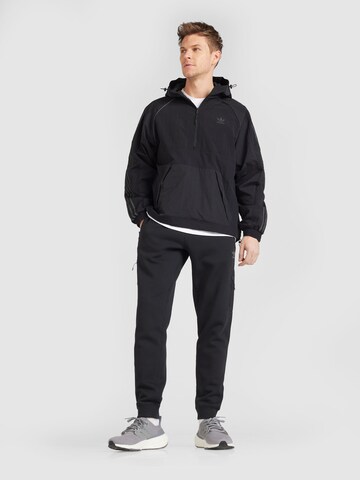 ADIDAS ORIGINALS Jacke in Schwarz